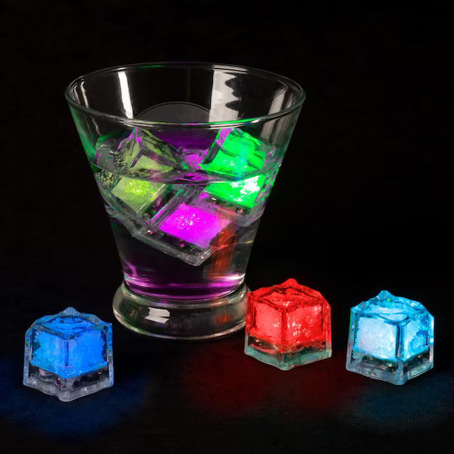 GLOW STRAW AND ICE CUBES